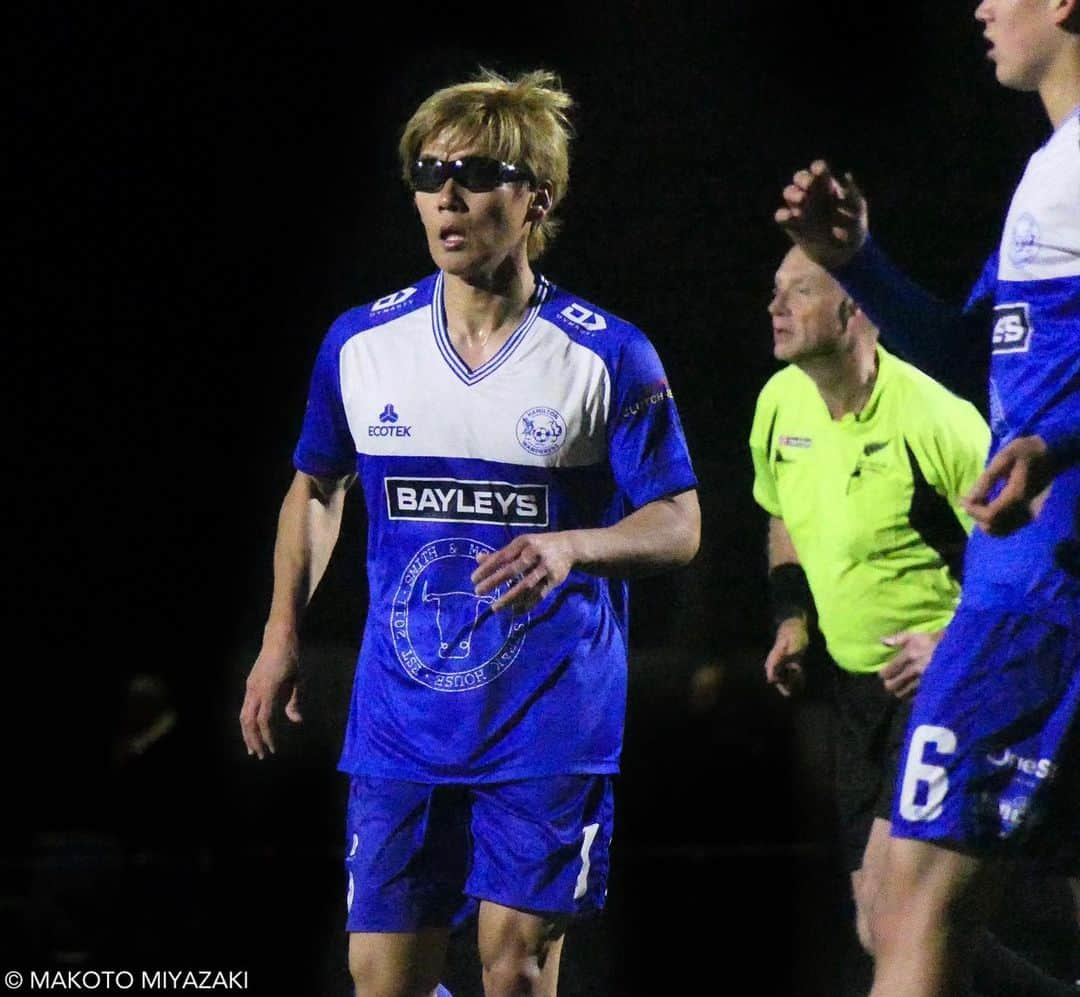 松本光平のインスタグラム：「.  ⚽️Hamilton Wanderers⚽️  @hamilton.wanderers   #hamiltonwanderers  #newzealand #football #bluearmy #hamilton #nz #9 #ニュージーランド #ハミルトン #サッカー #松本光平　  ◾️松本光平 個人スポンサー 一覧  【メンズルシアクリニック】 @mensluciaclinic.pr   【ルシアクリニック】 @luciaclinic.pr   【Venture Lab.株式会社】 @venture_lab.group   【株式会社ディープサンクス】 @deep.thanks   【Studio Le Temps】 @studioletemps_iyagi   【医療法人社団 西宮回生病院】 @hmw_group  【JPEC】 @jpec.official   【ジェイペック鍼灸整骨院】 @jpec.medical   【美骨鍼灸サロンLucia】 @bikotsusalon.lucia   【友廣聡】 @satoc3104   【株式会社ミヒロL.C.P】 @ceomm316   【応援隊長 木村】  【増本整形外科クリニック】 @masumoto_seikei   ◾️個人サポート 【ADAPTインソール】 @adapt_sdys   【EAUDVIEスポーツサングラス】 @sunglass_eaudevie   【株式会社プレシャスケア】 @w.fujiwara   【株式会社FIXIT】 @fixit.japan   【株式会社クーバー・コーチング・ジャパン】 @coerver.japan   【株式会社アプロフランチャイズシステム】 @manabu_kawai   【erable creation】 @erable_creation   【株式会社ケイズネッツ プリント】 @ks_nets」