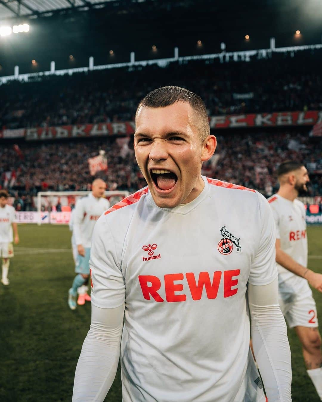 1.FCケルンのインスタグラム：「Was ein 𝑫𝒆𝒓𝒃𝒚𝒔𝒊𝒆𝒈 bedeutet ❤️‍🔥 ____ #effzeh」