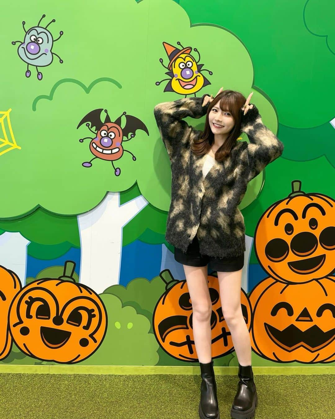 秦はるかさんのインスタグラム写真 - (秦はるかInstagram)「童心に帰る、ってやつですね🎃」10月23日 20時17分 - _hataharuka_