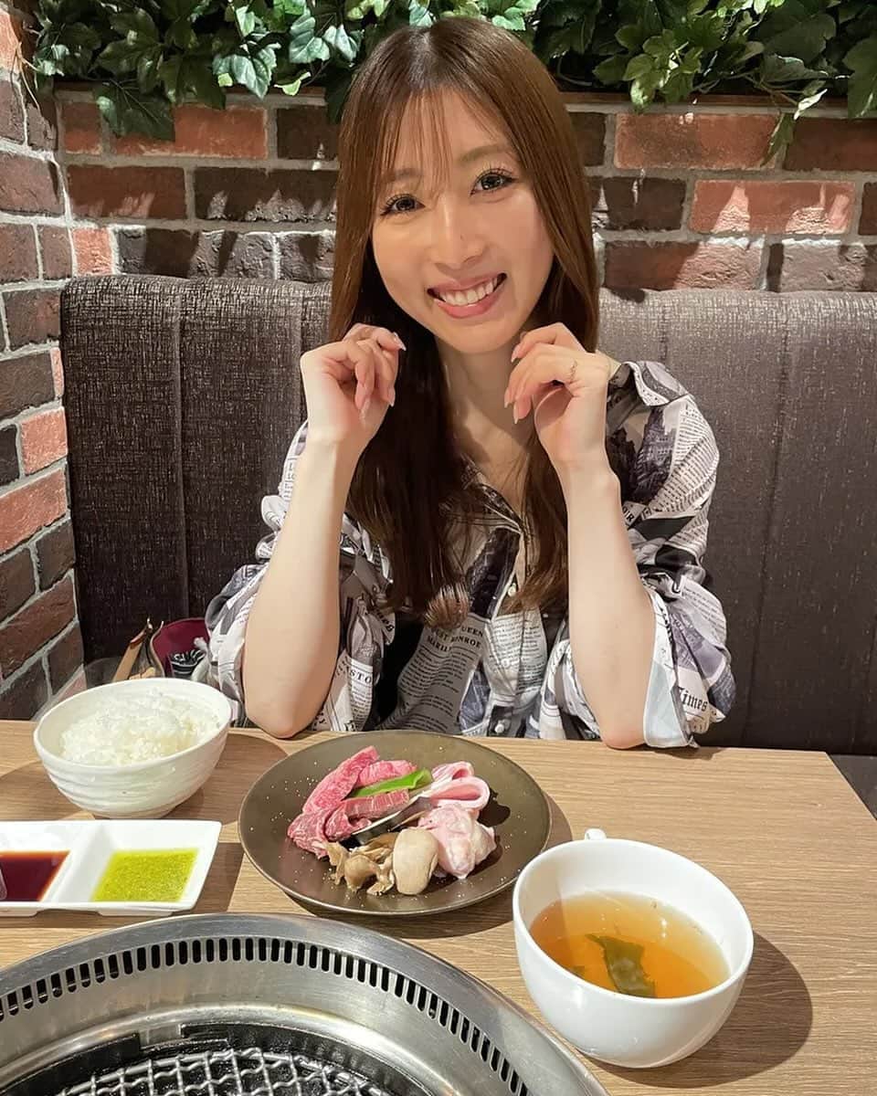 宇野栞菜（阿部栞菜）のインスタグラム：「肉肉肉〜🍖💓」