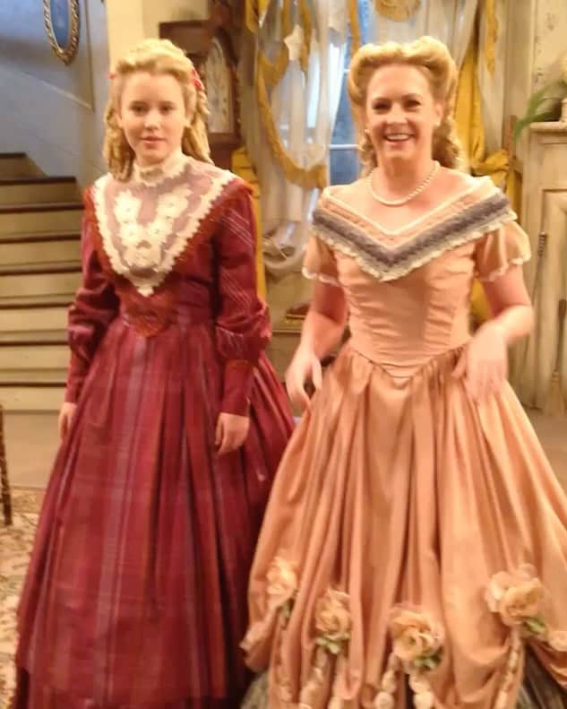 メリッサ・ジョーン・ハートのインスタグラム：「One of my favorite memories with one of my favorite people to share with you on this, her birthday. Love you TayTay! @taylorspreitler #volumeon」