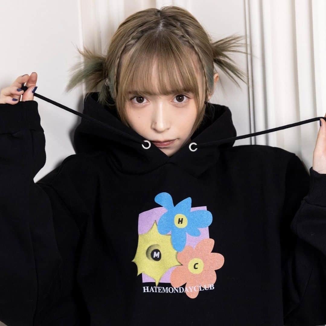 つぶらのインスタグラム：「HATE MONDAY CLUB モデルしています」