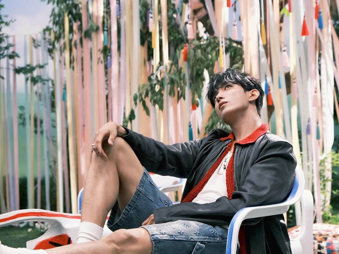 ドギョムさんのインスタグラム写真 - (ドギョムInstagram)「🖤」10月23日 20時59分 - dk_is_dokyeom