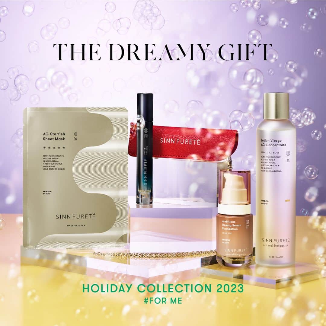 のインスタグラム：「THE DREAMY GIFT.  それは、いつもの時間を特別に変える 夢心地を贈る特別なギフト #FORME  頑張る自分にこそ贈りたい 肌にも心にも、心躍る特別なひとときを。  大人気AGスターフィッシュシートマスクをはじめ、 ヒトデ配合シリーズがお得に手に入るスキンケアや ベースメイクのセットをご用意しました。  香りを楽しむ特別なギフトで、 自分自身にこそ、特別なねぎらいを。  HOLIDAY COLLECTION 2023 第一弾2023.10.23(月)発売 第二弾2023.11.1(水)発売  ＜ヒトデビューティーセット＞2023.10.23(月)発売 ヒトデエキス配合のAGシリーズで 心も肌も満たされるスキンケアコフレ ・ローションヴィザージュ AGコンセントレイト 200mL × 1 ・AGスターフィッシュ シートマスク 20mL × 2 ・AGコンセントレイト セラム  8mL× 1  ＜ベースメイクセット＞2023.11.1(水)発売 素肌を圧倒的に美しく、纏う空気まで繊細で奥深く。 ベースメイクスペシャルコフレ ・アンビシャス ビューティーセラム ファンデーション 30g × 1 ・スキンパフューム / Sense & Sensuality 10mL × 1 ・AGスターフィッシュ シートマスク 20mL × 1 ・【レザーケース】レッド × 1 ・メイクアップ　スポンジ × 1 ※非売品  #コフレ #ホリデーコレクション #sinnpurete #シンピュルテ #skinperfume #スキンパフューム #ベースメイク #香水 #クリスマスコフレ #クリスマスギフト #🎄」