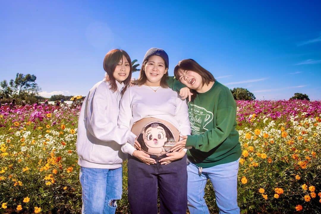 のインスタグラム：「さぁさぁさぁさぁ🤰 マタニティフォトだぜ🤰📷 安定の @kazuto0516 に撮ってもらい 最高すぎか！！！！ ベイビー👶🏻まってるぜ 元気に産まれてきてよ👶🏻⭐️」