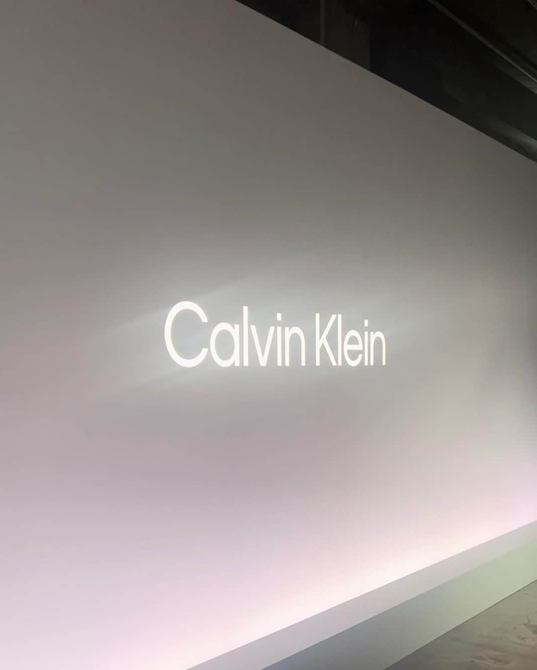 平野マユさんのインスタグラム写真 - (平野マユInstagram)「まだ載せてなかった写真たち🤳 @calvinklein」10月23日 21時31分 - mayu_hirano