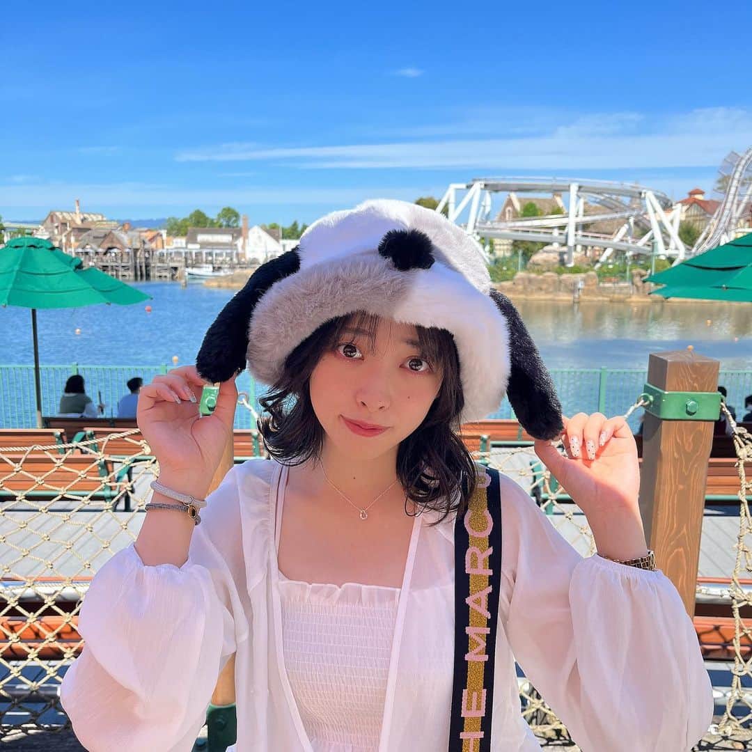 横川夢衣のインスタグラム：「🌏  この前久しぶりにUSJに行きました🦖 いい天気で朝から満喫〜 めちゃ楽しかったぁ😌🤍 また行きたい！！！！  .」