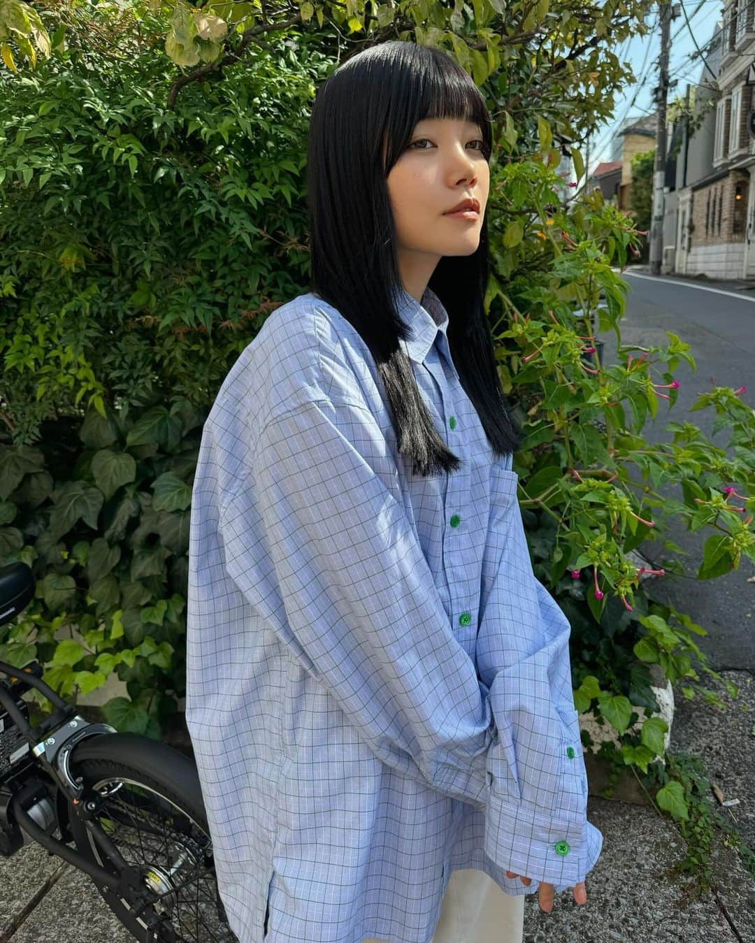 高橋有紀のインスタグラム：「チッチがヒロインを務める舞台用に✂︎🖤 @cc_chittiii_bish   #lysa_yuki #加藤千尋」