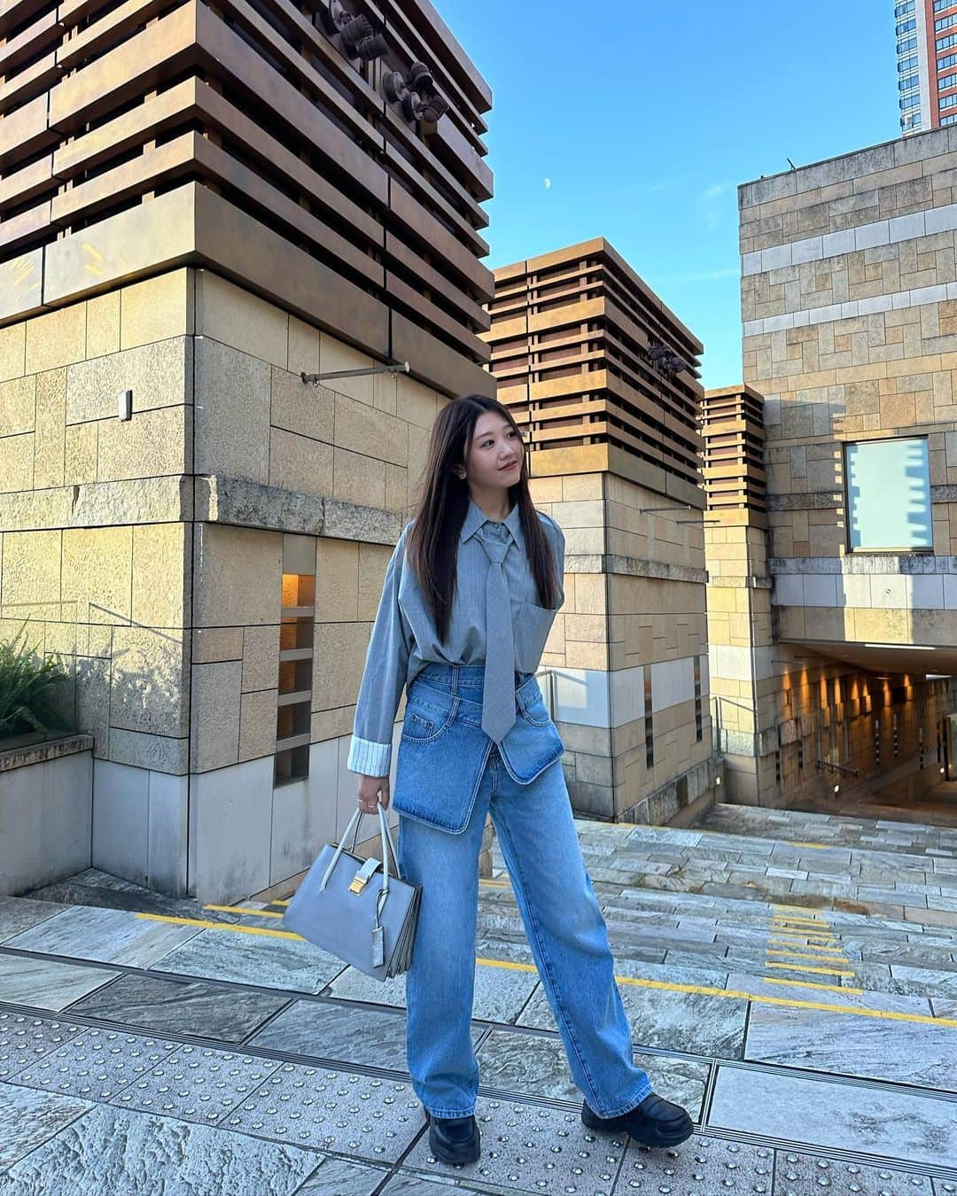 碓井玲菜さんのインスタグラム写真 - (碓井玲菜Instagram)「新入りデニムが可愛すぎるの👖」10月23日 21時44分 - reina_usui