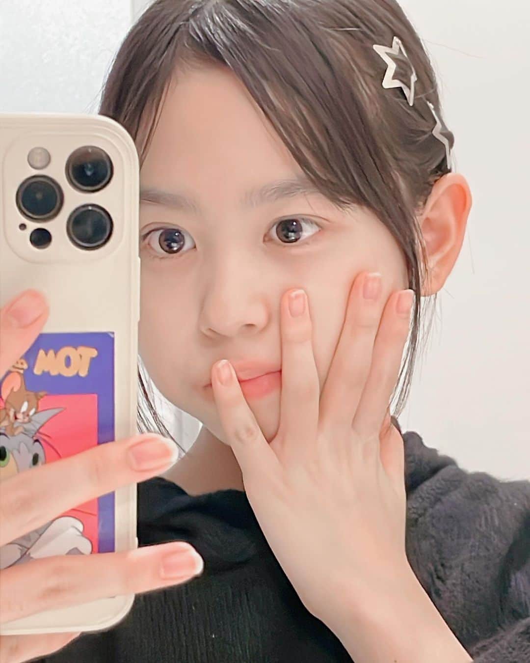 梶原叶渚さんのインスタグラム写真 - (梶原叶渚Instagram)「Y2K??」10月23日 21時46分 - kanna_mame