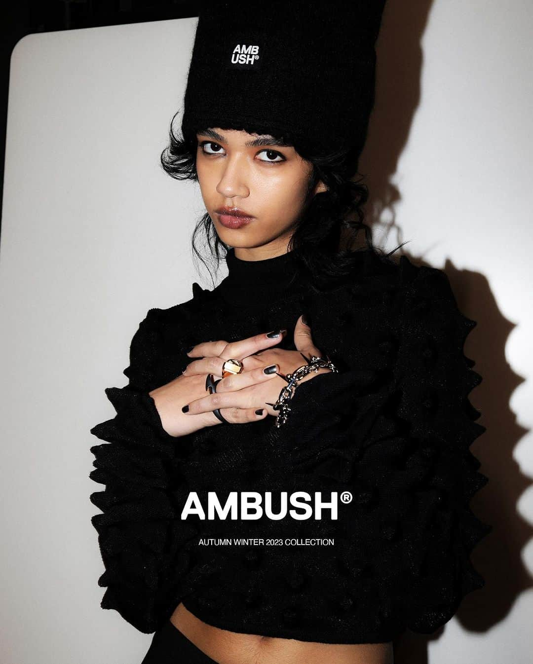 AMBUSHのインスタグラム：「Simple looks made complex with signature patch accents, layered jewelry, and experimental knits. Now available at our WEBSHOP and WORKSHOP.」