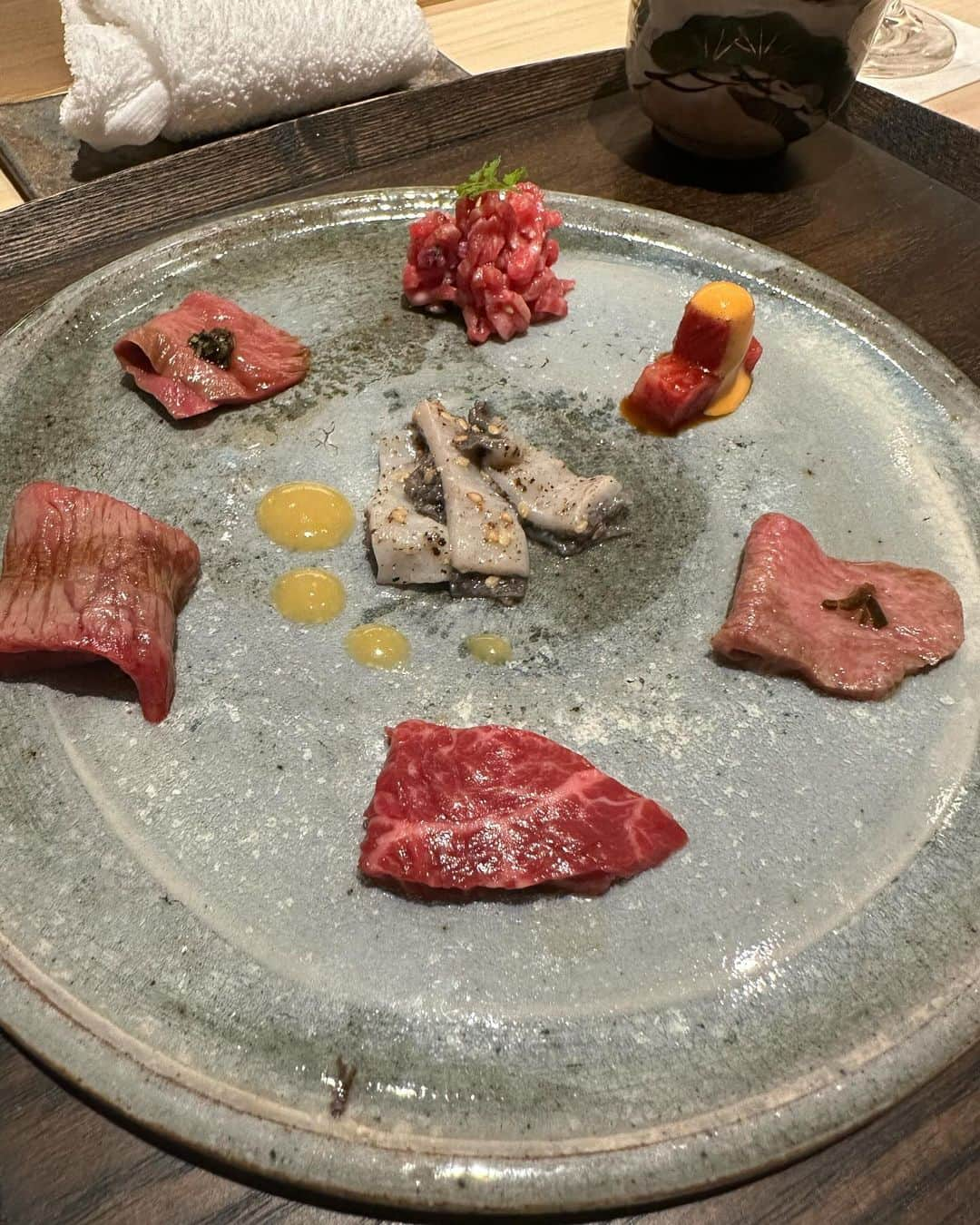 桜井裕美さんのインスタグラム写真 - (桜井裕美Instagram)「松茸とお肉のコラボ❤️❤️❤️ 何ヶ月に一回行くやつ🍴 焼肉はここが1番好き🥂  #うらまつ  #肉 #dinner」10月23日 21時52分 - yumisakurai24