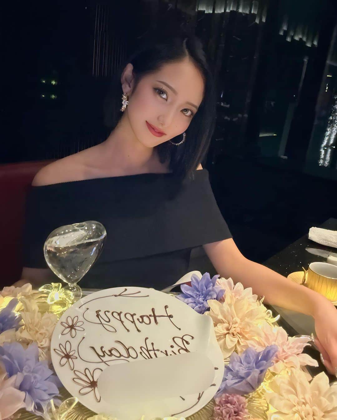 らんのインスタグラム：「あかりんとさーちゃんにお祝いしてもらいました❤️‍🔥 こーーーんな素敵なお友達に恵まれて仲良くしてくれて幸せっだーーーいすきありがとう🩵🩵🩵」