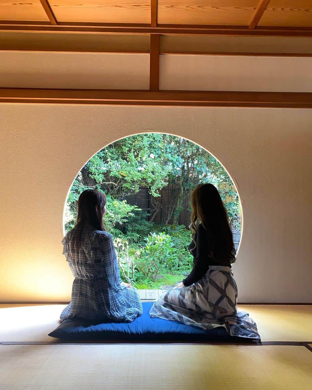 浜田コウさんのインスタグラム写真 - (浜田コウInstagram)「りこぴんと鎌倉に行ってきたよ🌼 お誕生日デート！って前から考えてくれてたの✨ 1日ゆっくり過ごせて、美味しい物たくさん食べて幸せやった〜😊 楽しかったから帰り寂しかった〜 いつも優しいりこぴん♡ほんまにありがとう🥰  #鎌倉#鎌倉ランチ#北鎌倉#建長寺」10月23日 22時06分 - kou0929