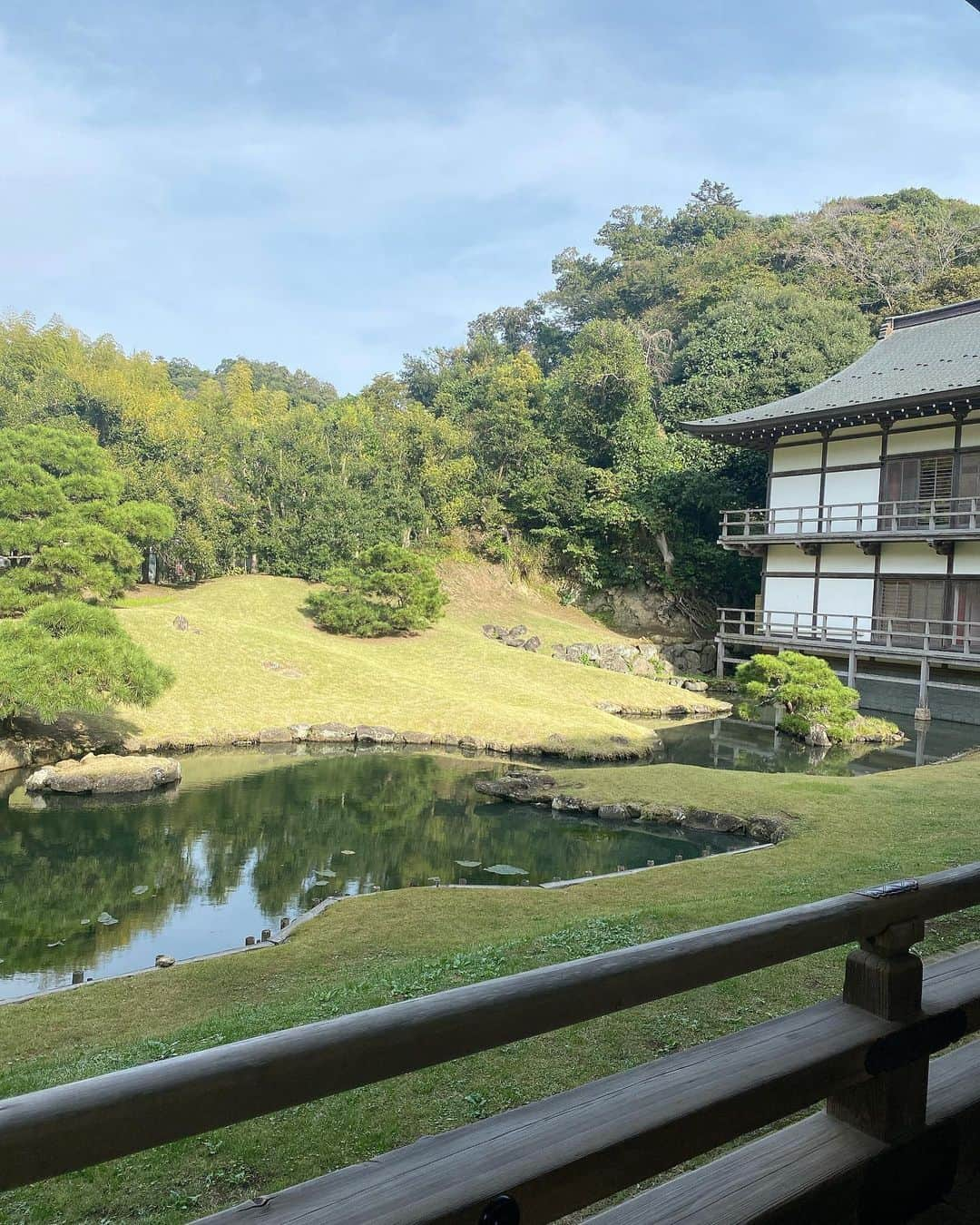 浜田コウさんのインスタグラム写真 - (浜田コウInstagram)「りこぴんと鎌倉に行ってきたよ🌼 お誕生日デート！って前から考えてくれてたの✨ 1日ゆっくり過ごせて、美味しい物たくさん食べて幸せやった〜😊 楽しかったから帰り寂しかった〜 いつも優しいりこぴん♡ほんまにありがとう🥰  #鎌倉#鎌倉ランチ#北鎌倉#建長寺」10月23日 22時06分 - kou0929