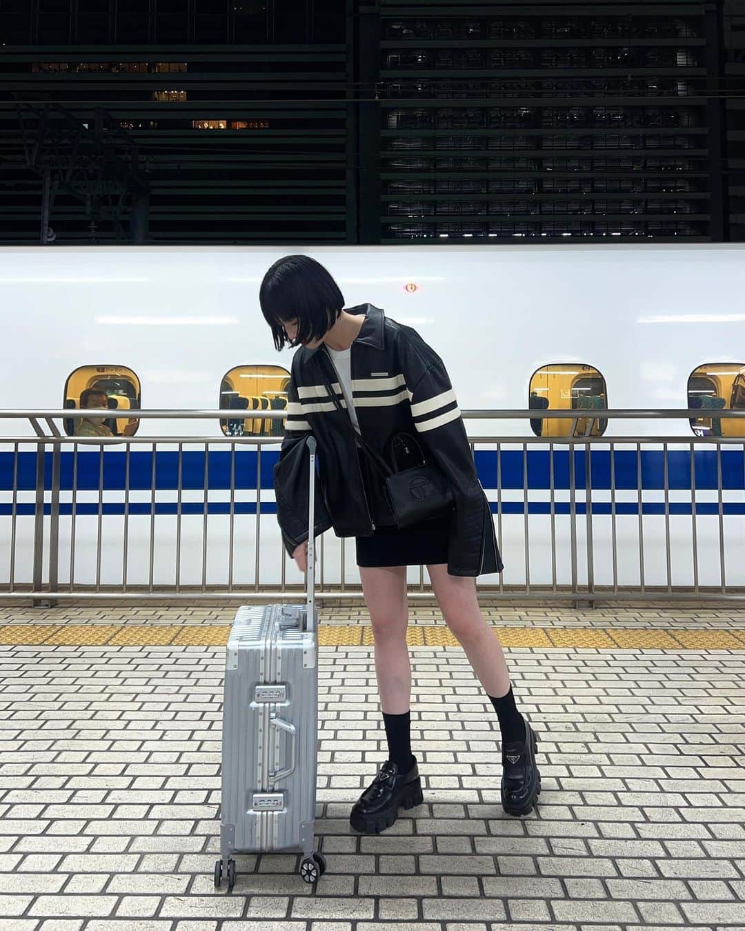 Mikako さんのインスタグラム写真 - (Mikako Instagram)「🏁」10月23日 22時09分 - mikako_faky