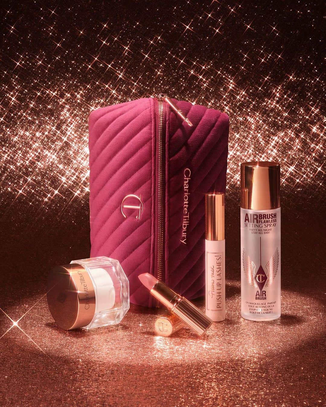 シャーロット・ティルベリーさんのインスタグラム写真 - (シャーロット・ティルベリーInstagram)「💫 NEW! LIMITED EDITION CHARLOTTE'S AWARD-WINNING BEAUTY ICONS SET 💫  Darlings, it's the kit of your dreams! My NEW! Limited Edition Charlotte's Award Winning Beauty Icons gift set includes 4 of my AWARD-WINNING beauty icons, INCLUDING my ICONIC Magic Cream moisturiser, my UNIVERSALLY-FLATTERING Matte Revolution Lipstick in Pillow Talk, my GLOBALLY-LOVED Pillow Talk Push Up Lashes! Mascara and my STAY-ALL-DAY, PARTY-ALL-NIGHT Airbrush Flawless Setting Spray - all perfectly packaged in a LIMITED EDITION, velvet makeup bag!! ✨  It's the perfect gift for any Charlotte Tilbury Beauty lover!! Send them a hint now! 💖  #CharlotteTilbury #StepintoMagic #CharlotteTilburyHoliday」10月23日 22時30分 - charlottetilbury