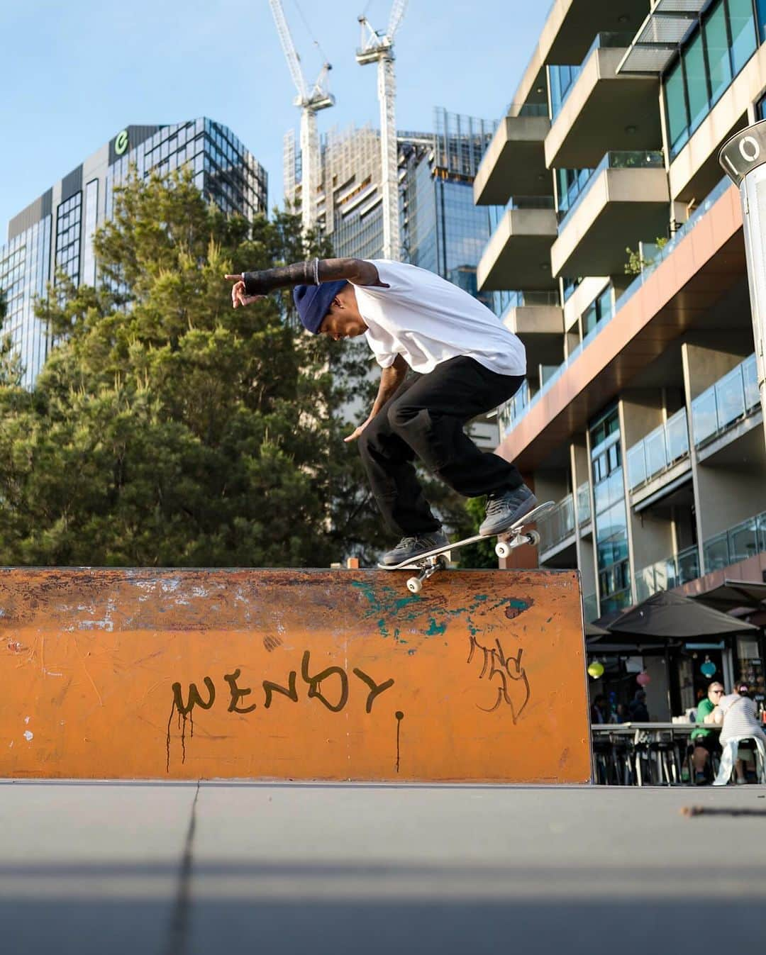 フェリペ・グスタボさんのインスタグラム写真 - (フェリペ・グスタボInstagram)「@redbullskate Australia tour moments 🇦🇺  Flicks by @aacostaa & @andrewjamespeters」10月23日 23時10分 - fgustavoo