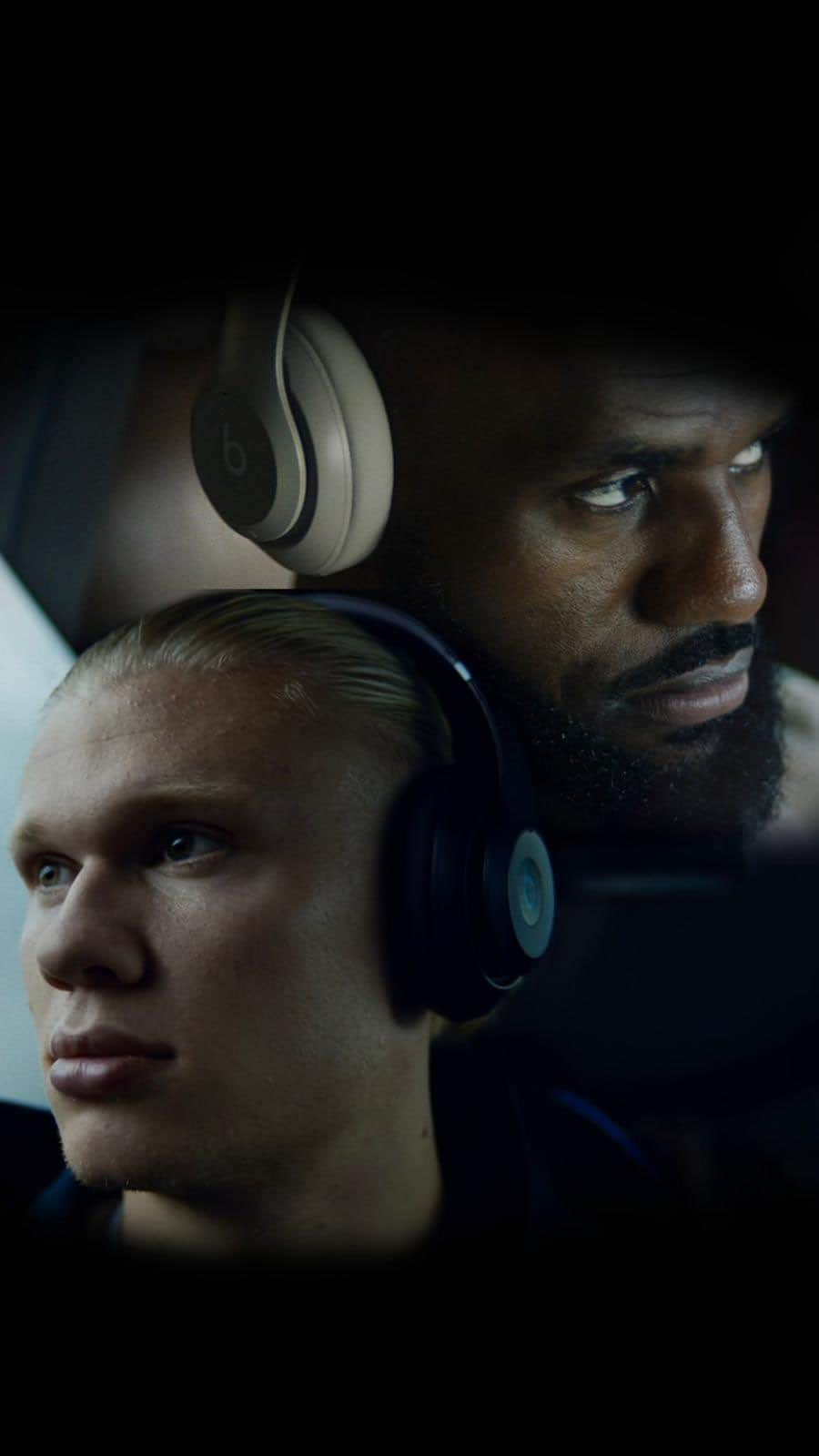 のインスタグラム：「Been waiting for this one! Joined the @beatsbydre family and we’re kicking it off with our first campaign 🔥🔥」