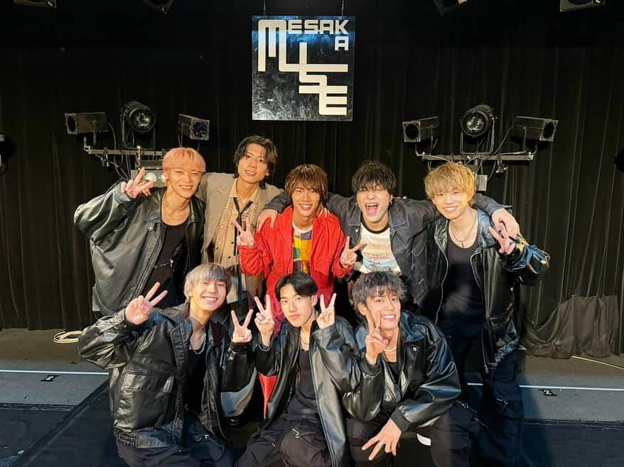 BOYS AND MENのインスタグラム：「🔥手島章斗さん主催イベント「SHAKE vol,4」🔥 手島章斗さん、WhoAreYou?さん、吉田広大 さんと共に 吉原雅斗が出演させていただきました🎤💫  よしぴー初ソロ曲… 【 #モノローグ 】初生披露しました️‼️ 皆さんいかがでしたか❓  ありがとうございます🍀 次は26日unraveltokyo にて「SHAKE vol,4」お待ちしてます🌝💥  #BOYSANDMEN #ボイメン #吉原雅斗  #手島章斗  #whoareyou  #吉田広大  #大阪 #NEXT  #東京  #unraveltokyo  #shake」