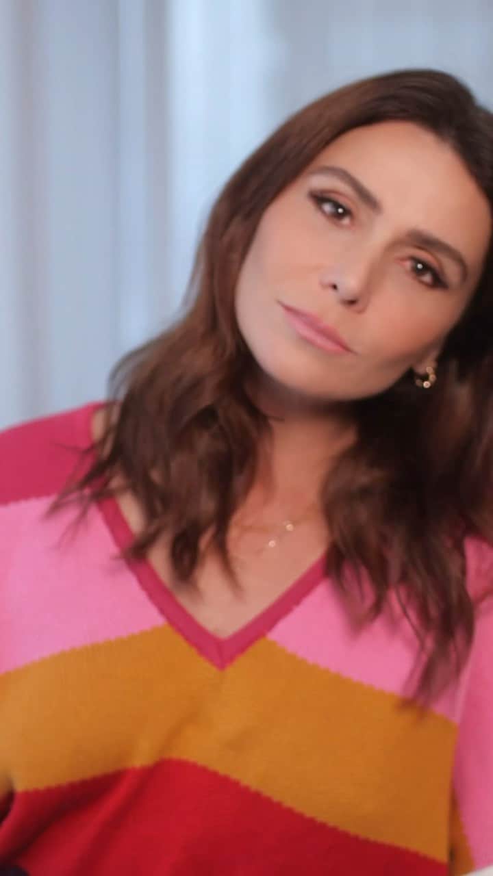 Giovanna Antonelliのインスタグラム：「Ás vezes o problema de uns é a solução de outros 😉」