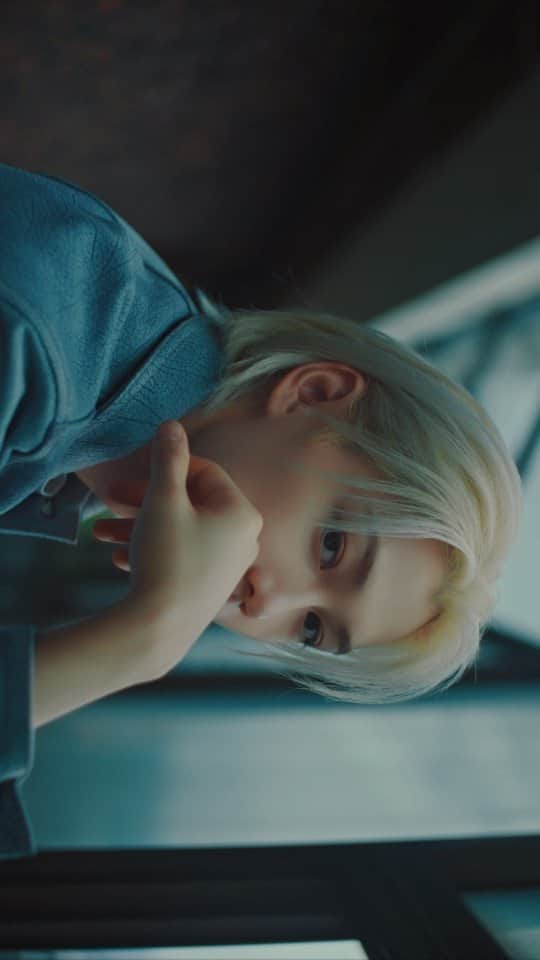 Stray Kidsのインスタグラム：「Stray Kids(스트레이 키즈) "樂-STAR" UNVEIL : TRACK 2 "Leave"｜SKZFLIX Sequel  https://youtu.be/NFx6pXHdwdc  2023.11.10 FRI 2PM (KST) | 0AM (ET) RELEASE  🤘PRE-SAVE & PRE-ORDER "樂-STAR" https://Stray-Kids.lnk.to/ROCK-STAR  #StrayKids #스트레이키즈 #樂_STAR #ROCK_STAR #락 #樂 #LALALALA #Leave #UNVEILTRACK #SKZFLIX #StrayKidsComeback #YouMakeStrayKidsStay」