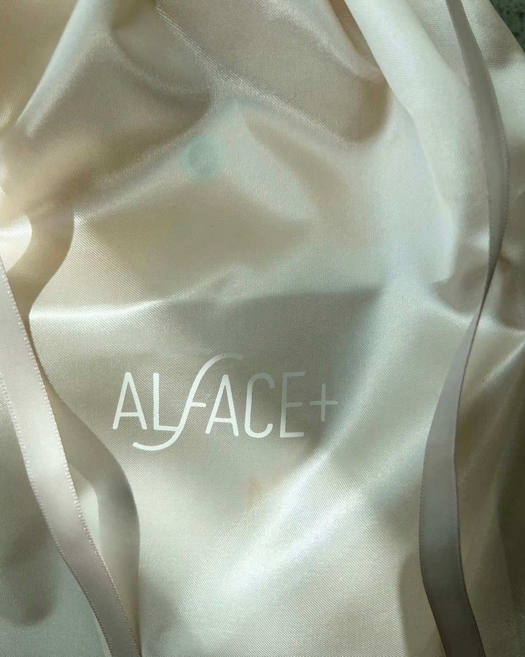 オルフェス（ALFACE+）さんのインスタグラム写真 - (オルフェス（ALFACE+）Instagram)「Coming soon…」10月24日 11時44分 - alface_lohas