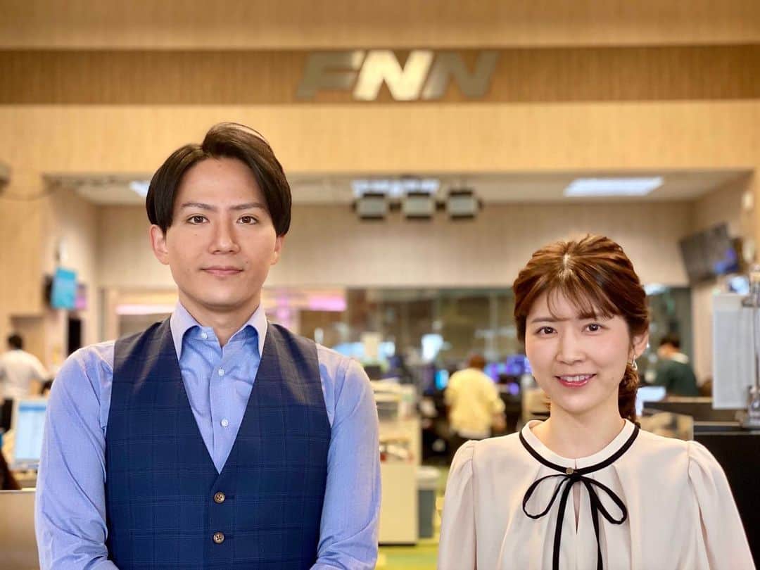 フジテレビ「Live News days」さんのインスタグラム写真 - (フジテレビ「Live News days」Instagram)「Live News daysが始まります！ 午前11時30分からの放送をぜひご覧ください。  ▽#ハマス 新たに #人質2人 を #解放 #地上侵攻 けん制の狙いか ▽#所得減税４万円 を検討 #ガソリン補助金 は #来年４月末 まで #延長 ▽早くも #福袋 商戦！来年の #トレンド は？  #FNNプライムオンライン #新型コロナウイルス #デイズ子どもを守ろう #島田彩夏 #立本信吾 #竹内友佳 #安宅晃樹 #アナウンサー #フジテレビ #ライブニュースデイズ #livenewsdays」10月24日 10時44分 - live_news_days