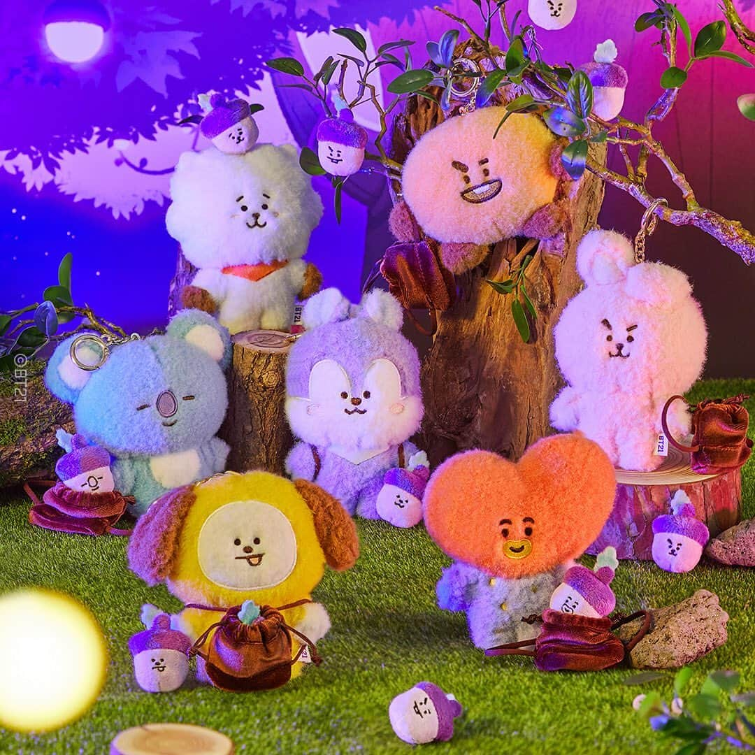 BT21 Stars of tomorrow, UNIVERSTAR!さんのインスタグラム写真 - (BT21 Stars of tomorrow, UNIVERSTAR!Instagram)「우리는 서로의 희망이야✨ BT21 HOPE IN LOVE  유니스타즈의 희망이 이루어지도록 보라색 도토리를 품고 나타난 BT21!  언제나 나의 곁을 지켜줄 사랑과 응원의 마음을 지금 간직해 보세요!  📍라인프렌즈 온라인 스토어 🔗 프로필 링크를 확인하세요!  📍라인프렌즈 오프라인 스토어(강남/홍대/인사동/명동 영플라자 팝업) 🎁OFFLINE HOPE IN LOVE GIFT🎁 HOPE IN LOVE 제품 구매 시 도토리 소원 카드 20종 중 1장을 랜덤으로 증정해 드려요. *결제 1건당, 1장 증정으로 한정 수량으로 인해 소진시 종료  My hope has always been...✨ BT21 HOPE IN LOVE  BT21 turned up with a purple acorn to grant UNISTAR'S hope!  We'll always stand here cheer for you Keep us in your heart!  📍LINE FRIENDS COLLECTION 🔗 Link in our bio!  #BT21 #dream #hope #HopeInLove #DotoheeVillage #UNISTARS #love #doll #keyring #blanket #cushion #pouch #희망 #사랑 #홉인럽 #도토희마을 #유니스타즈 #인형 #키링 #담요 #쿠션 #파우치」10月24日 11時13分 - bt21_official