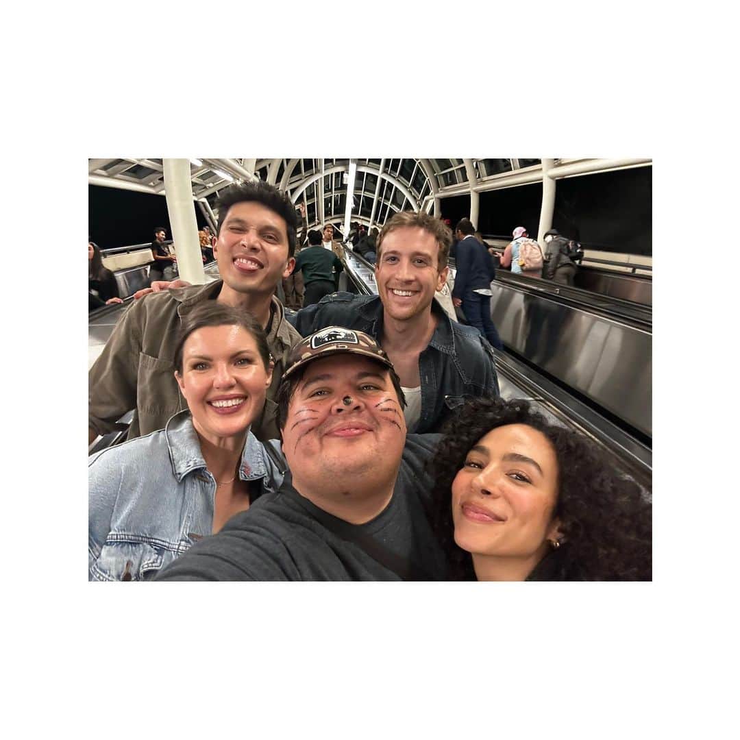 のインスタグラム：「Thank you @unistudios @horrornights for making my favorite month of the year even better 👻  We are scarred for life🫶🏽」