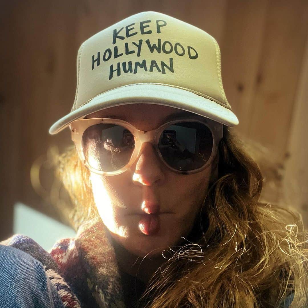 サラ・ウェイン・キャリーズのインスタグラム：「100+ days  cap via @claytonfarris」