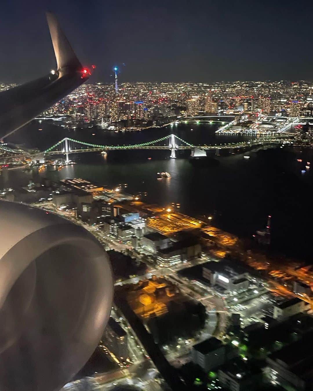 黒瀬純さんのインスタグラム写真 - (黒瀬純Instagram)「飛行機乗ったら 初めて都内通って おじさんが 写真撮りました。」10月24日 3時48分 - kurojun9610