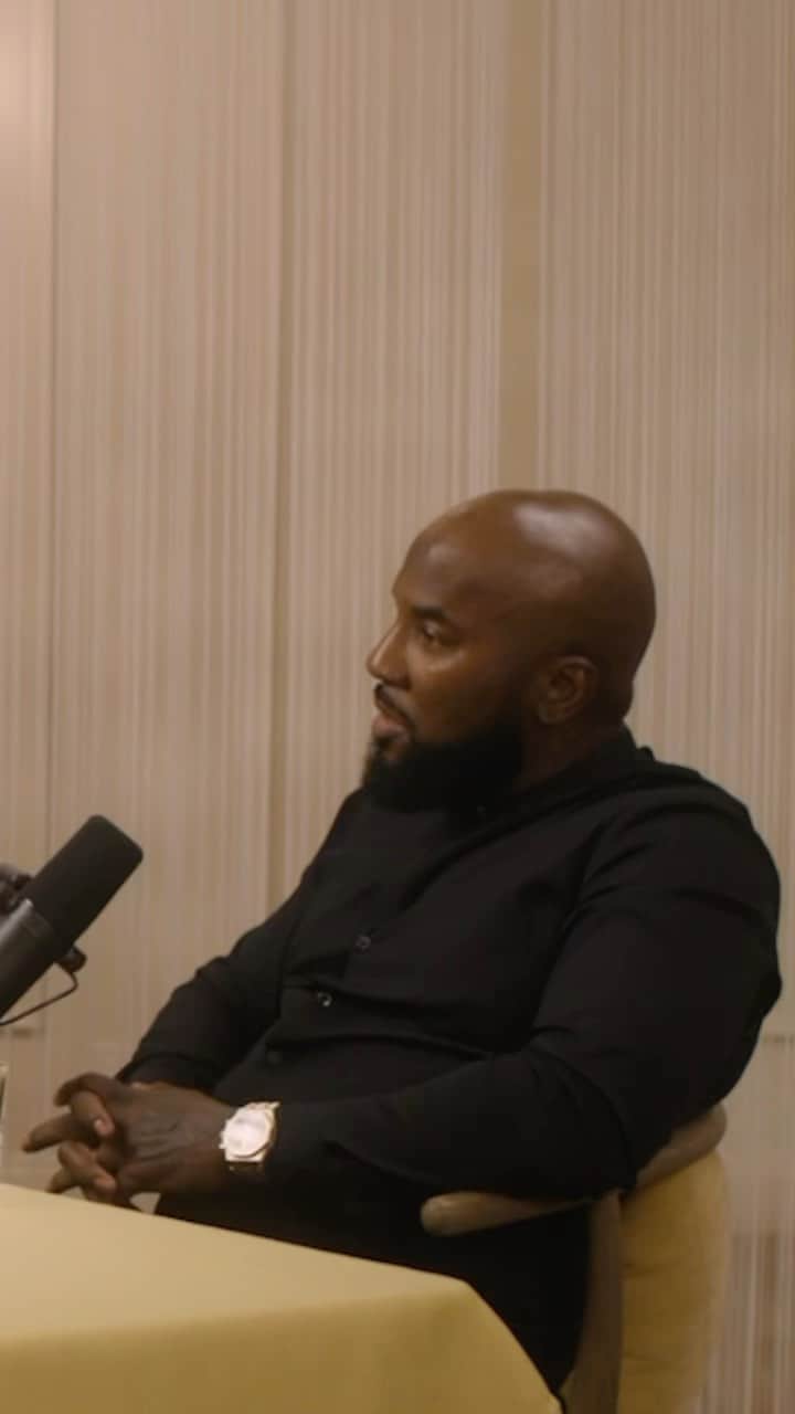ヤング・ジージーのインスタグラム：「Sometimes it’s your journey that teaches you a lot about your destination. Trust the process.  Much love to @angiemartinez 💯🫡 Tune in tonight at 8PM」