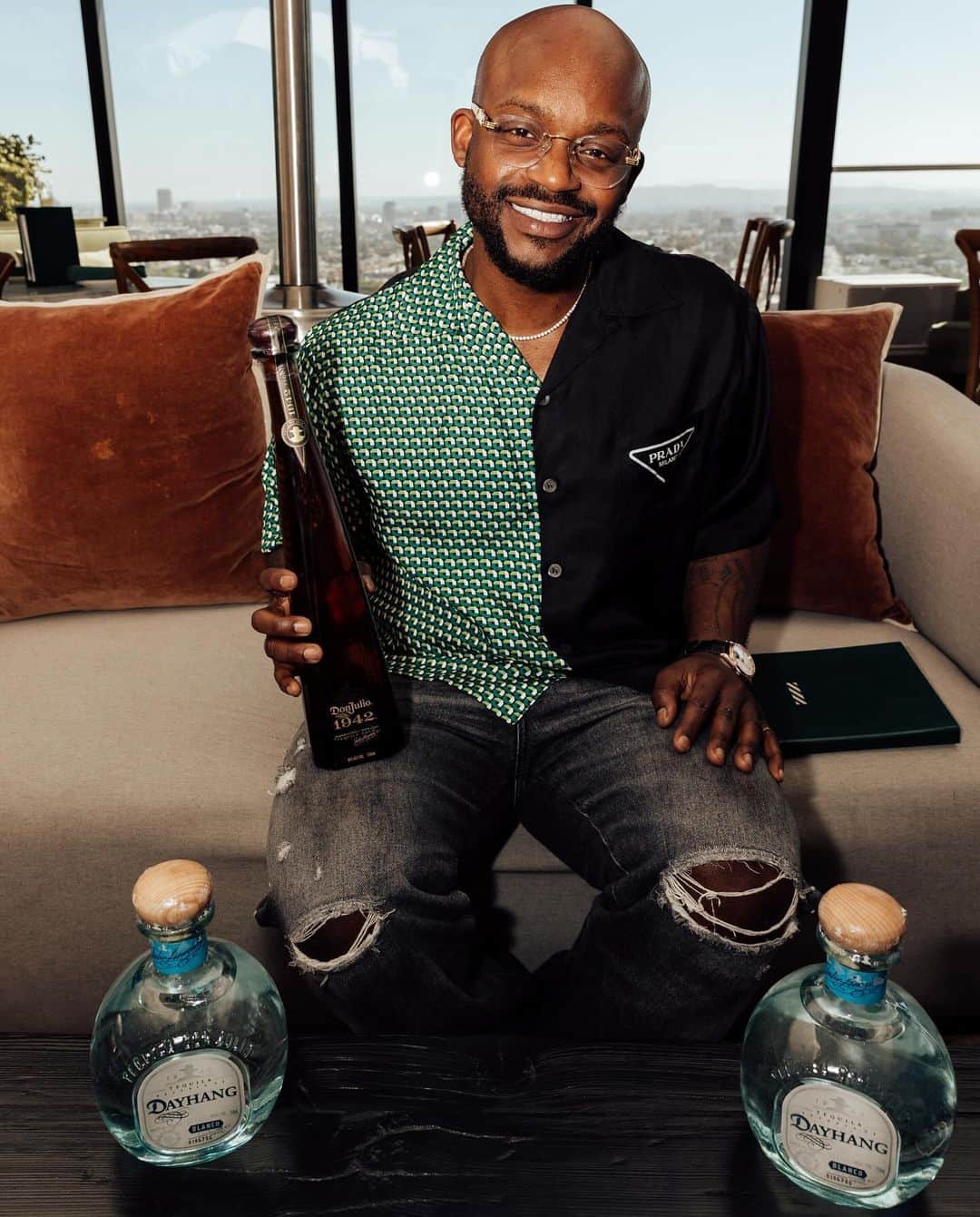 テイラー・ジェームスさんのインスタグラム写真 - (テイラー・ジェームスInstagram)「#ad Ain’t Nothing like a #DayHang party! special thanks to @donjuliotequila @andrepower  📸: @cbradyphotography   DON JULIO 1942 Tequila. 40% Alc/Vol. Imported by Diageo Americas, New York, NY. Sip responsibly. Don’t share w/ under 21.」10月24日 4時09分 - djtayjames