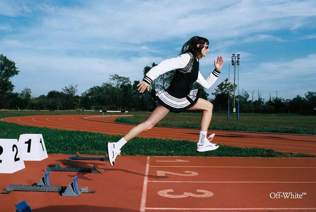 OFF-WHITE C/O VIRGIL ABLOHのインスタグラム：「“KICK OFF” sneakers  ~ now available online at off---white.com and at Off-White™  boutiques worldwide   photography c/o @eric.persona  styling c/o @marinegabaut」