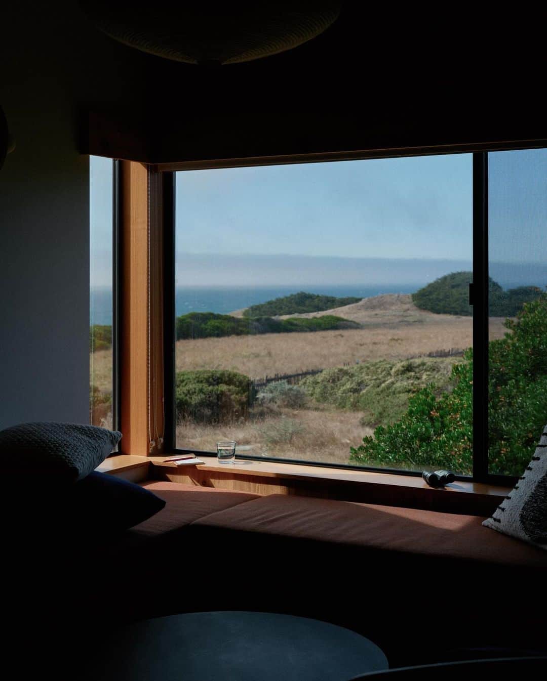 アリス・ガオさんのインスタグラム写真 - (アリス・ガオInstagram)「ok, the @thesearanchlodge spam begins. here is a look on the property, a stunning little gem that opened earlier this year… this doesn’t even begin to show the surrounding nature (oh, it’s coming!), which is now easily my favorite part of california i have ever visited. good lord. 🥵」10月24日 4時55分 - alice_gao