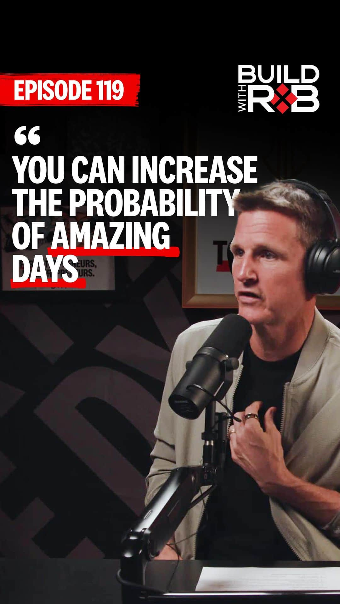 ロブ・ディアデックのインスタグラム：「You can have an amazing day, every single day.  But you need to become incredibly good at designing systems and strategies to increase the probability of experiencing more amazing days.  It will also require you to be highly adaptable, making necessary adjustments and changes to the evolving world around you.  With this mindset, not only will you will gain more control of your reality, but you will push everything towards a higher probability of living an amazing life.  All new episode of #BuildWithRob is out NOW on streaming platforms. Hit the link in bio to listen to episode 119.」