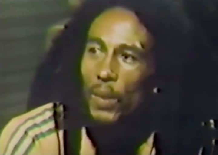 ボブ・マーリーのインスタグラム：「“Africa is the root.” #bobmarley  📹 TV interview with Gil Noble for ‘Like It is’, September 1980, NYC.  #Africa #AfricaUNITE #nativeland #homeland #Ethiopia #RASTAFARI」