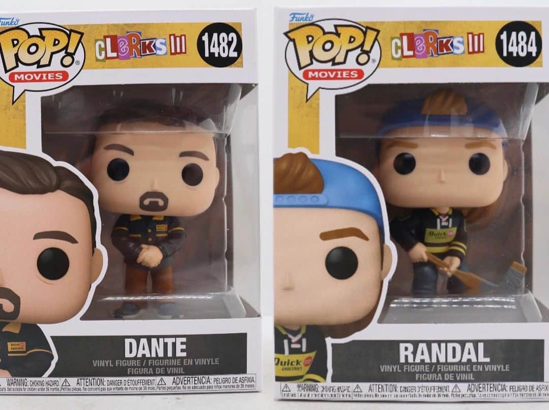 ケヴィン・スミスさんのインスタグラム写真 - (ケヴィン・スミスInstagram)「Coming for Christmas, it’s the @clerksmovie Pops from @originalfunko! Pop veterans @jayandsilentbob are joined by newcomers Dante, Randal and Elias - each in their #clerks3 costumes! We’ll be selling signed versions at @jayandsilentbobstash starting in mid-December! #KevinSmith #funkopop #funko」10月24日 5時44分 - thatkevinsmith