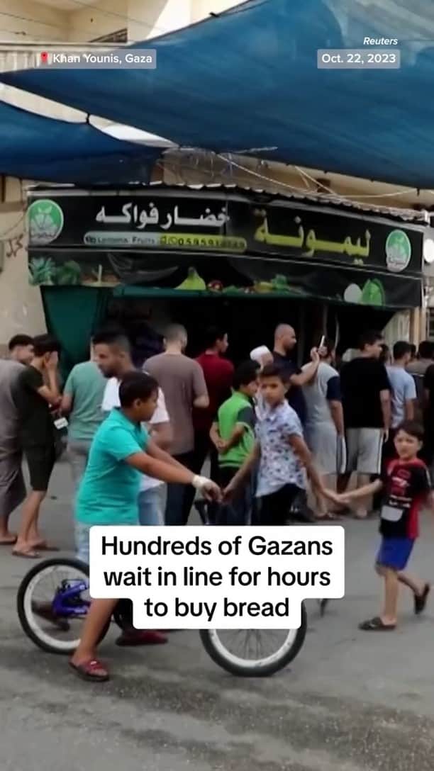 NBC Newsのインスタグラム：「Hundreds of Gazans wait hours in line to buy bread, with many saying they are running out of food, water and essential medical supplies.」