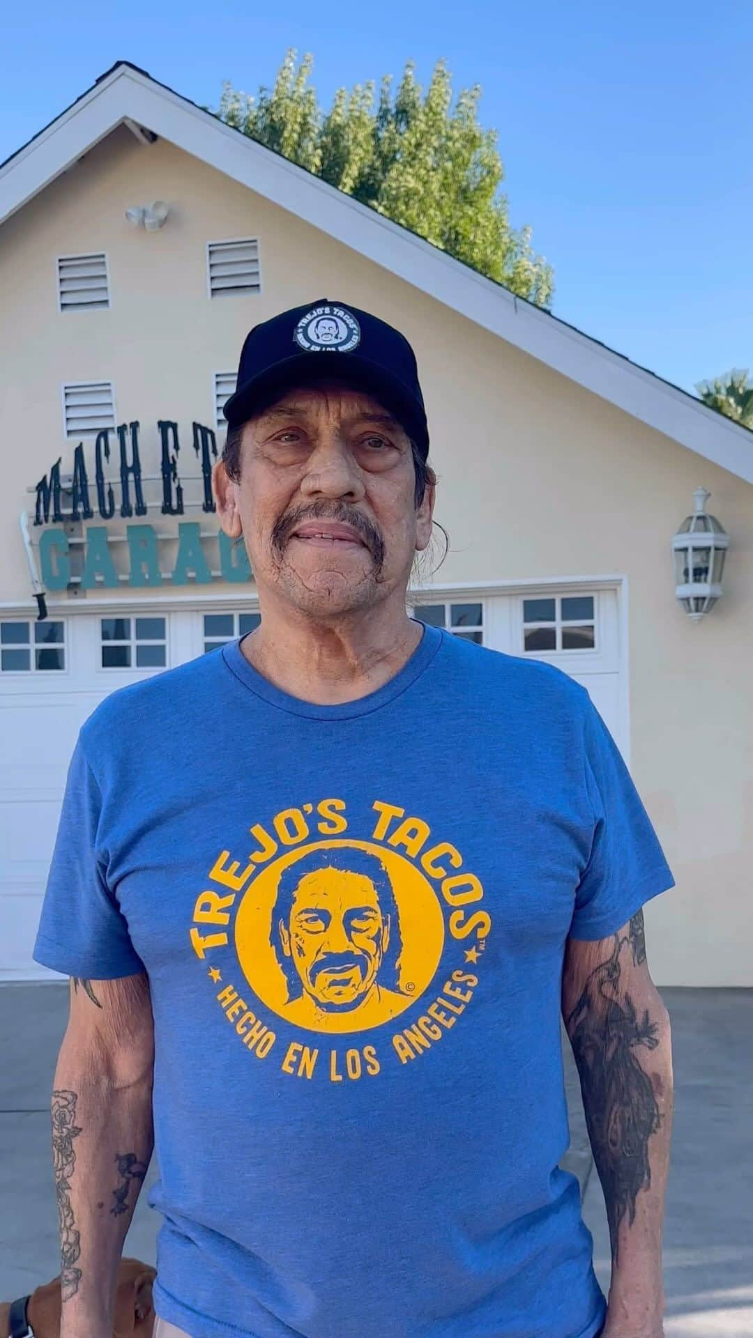 ダニー・トレホのインスタグラム：「It’s the man, Danny Trejo! Come see him hanging out with us at Twin Cities Con this November!   Twin Cities Con is November 3-5, 2023 at the Minneapolis Convention Center. TICKETS >> twincitiescon.com GUESTS >> twincitiescon.com/guests  #dannytrejo #spykids #dannytrejomachete #machetekills #fromdusktilldawn #twincitiescon #thingstodoinminneapolis #minneapolismn #cosplayofminnesota #twincitiesgeek #twincities #minneapolisconventioncenter #onlyinmn #tcc2023 #twincitiescon2023」