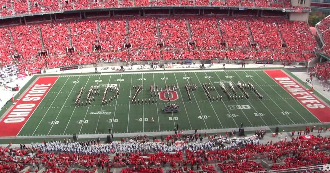ロバート・プラントさんのインスタグラム写真 - (ロバート・プラントInstagram)「… soul stirring …! crazy wonderful @tbdbitl  -RP (Watch in full on YouTube: 'The Music of Led Zeppelin': TBDBITL honors legendary rock band with halftime performance)」10月24日 6時18分 - robertplantofficial