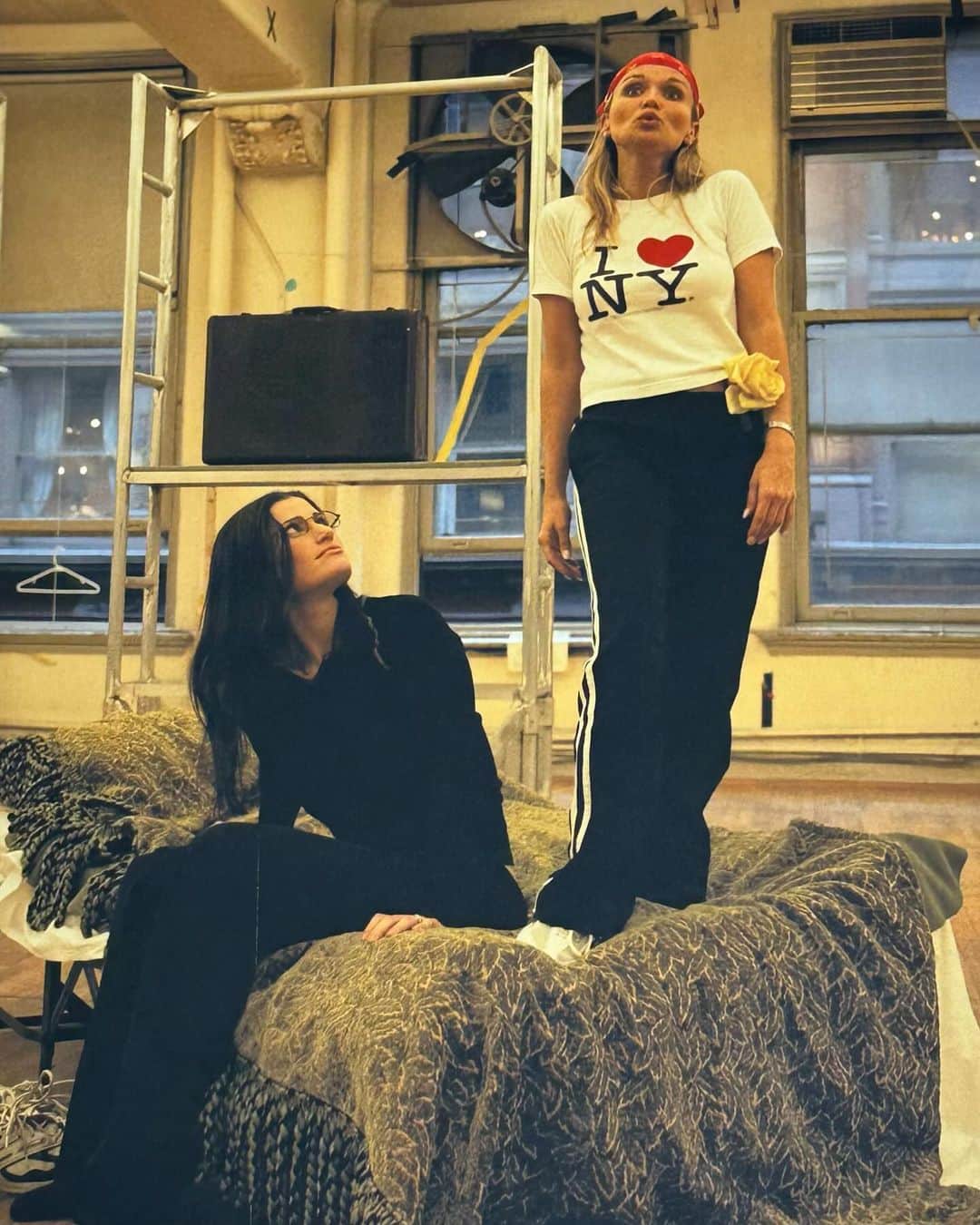 クリスティン・チェノウェスのインスタグラム：「POP-U-LAR ✨💖🪄 #Popular rehearsals… many many moons ago. Having the best time on this trip down memory lane. One week until it’s officially #Wicked20!!  @idinamenzel @wicked_musical」