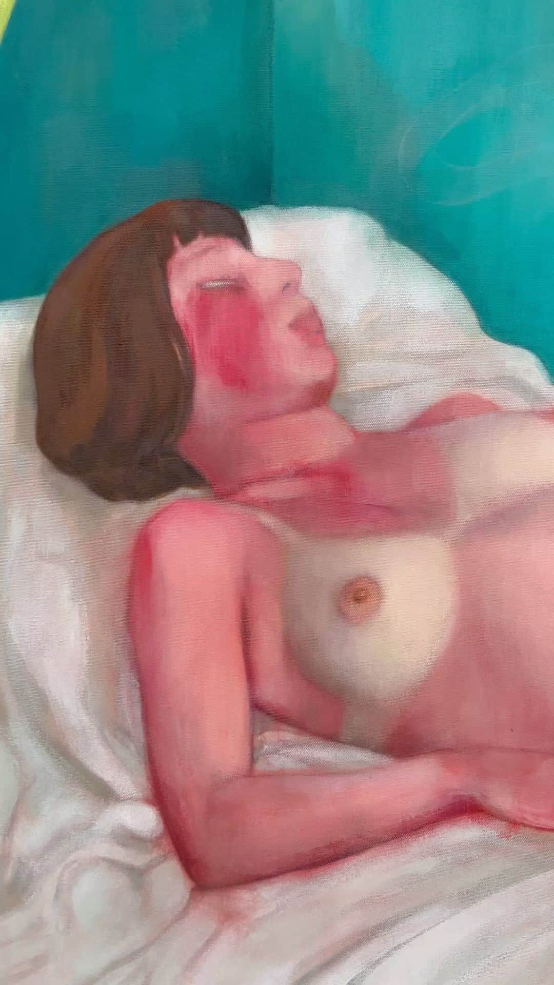 Juxtapoz Magazineのインスタグラム：「One of the highlight shows from the Paris art week was London-based painter #LisaBrice “LIVES and WORKS” at @thaddaeusropac   “I like to think that my paintings are the antithesis of misrepresentation – the reclamation of the canvas by all the models, painters, wives, mistresses and performers. The spaces I depict are dream-like in the sense that they are fictional, but very much based on reality and lived, sensorial experience.” — Lisa Brice  🎥 @sashabogojev」