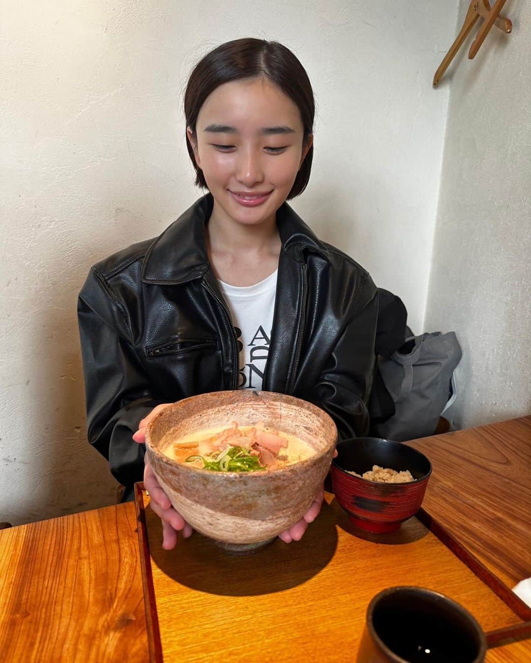 安部乙のインスタグラム：「SAUNASからのうどん山長🍵🍜 最高に充実してた☺️💛 充実した休日 #韻踏んじゃった」