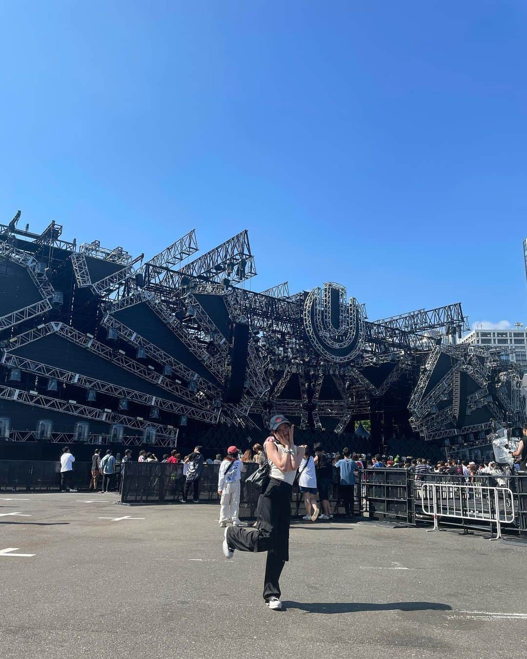 白井琴望さんのインスタグラム写真 - (白井琴望Instagram)「September  ULTRA JAPAN, Kamakura, Yokohama...  This summer was fun 😍  ULTRA JAPANでPeggy Gouさんに一目惚れしてから、ずっと追いかけてます🫨🤍本当にかわいい😣🤍  #dj #djlifestyle #djlife #ultramusicfestival #ultrajapan #techno #housemusic #edm #peggygou」10月24日 8時08分 - _shirai_kotono