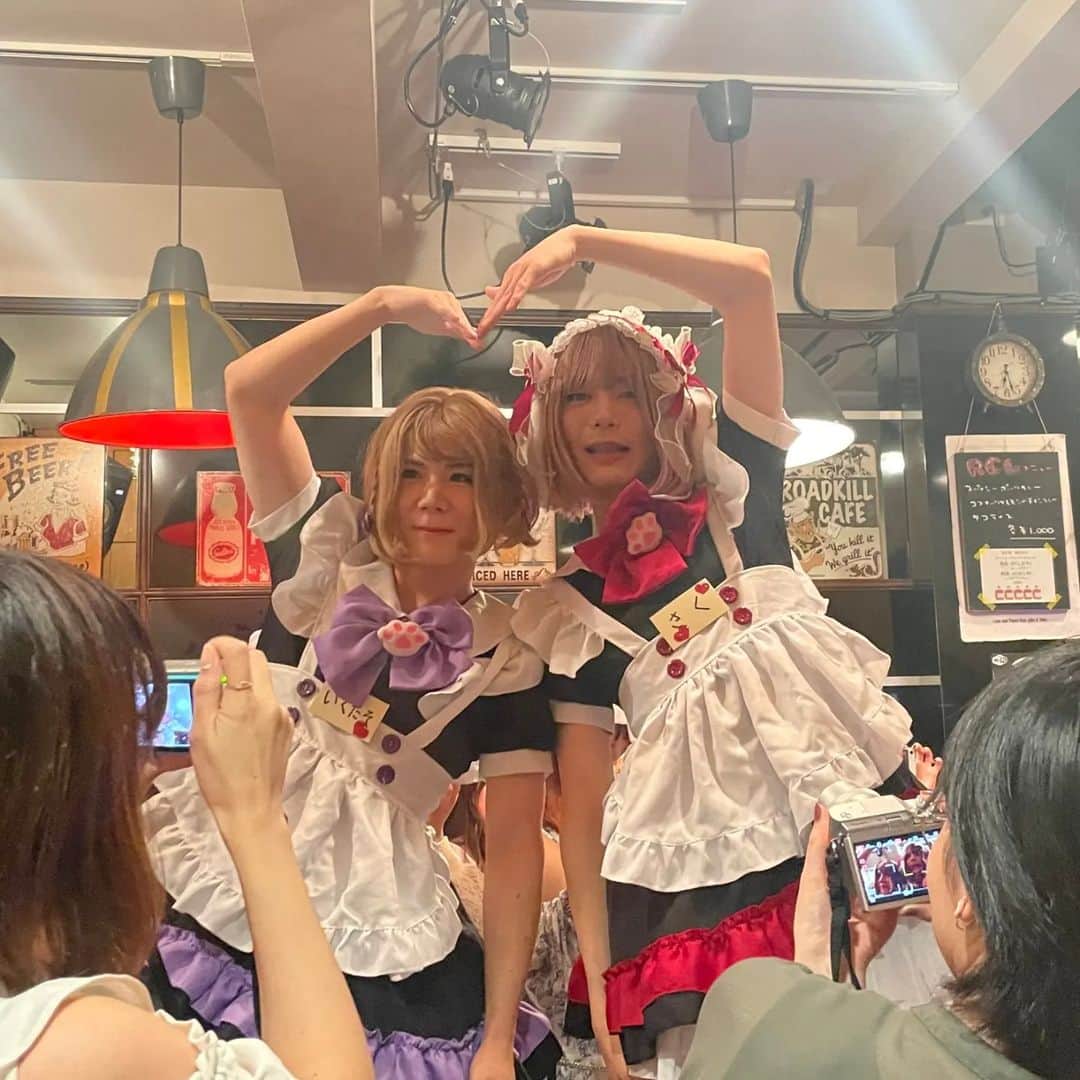 山口いく（アントワネット）のインスタグラム：「#げいにんメイド喫茶」