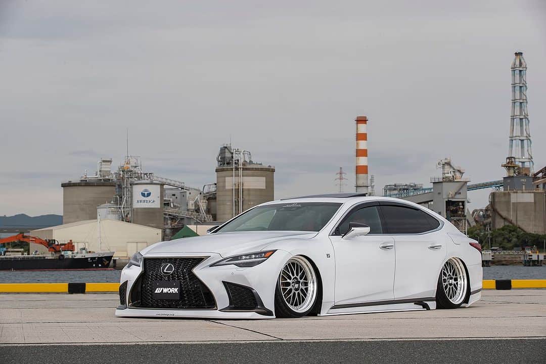 WORKのインスタグラム：「WORK ZISTANCE  @jobdesign_japan   #workwheels #workwheelsjapan #workzistance #lexus」