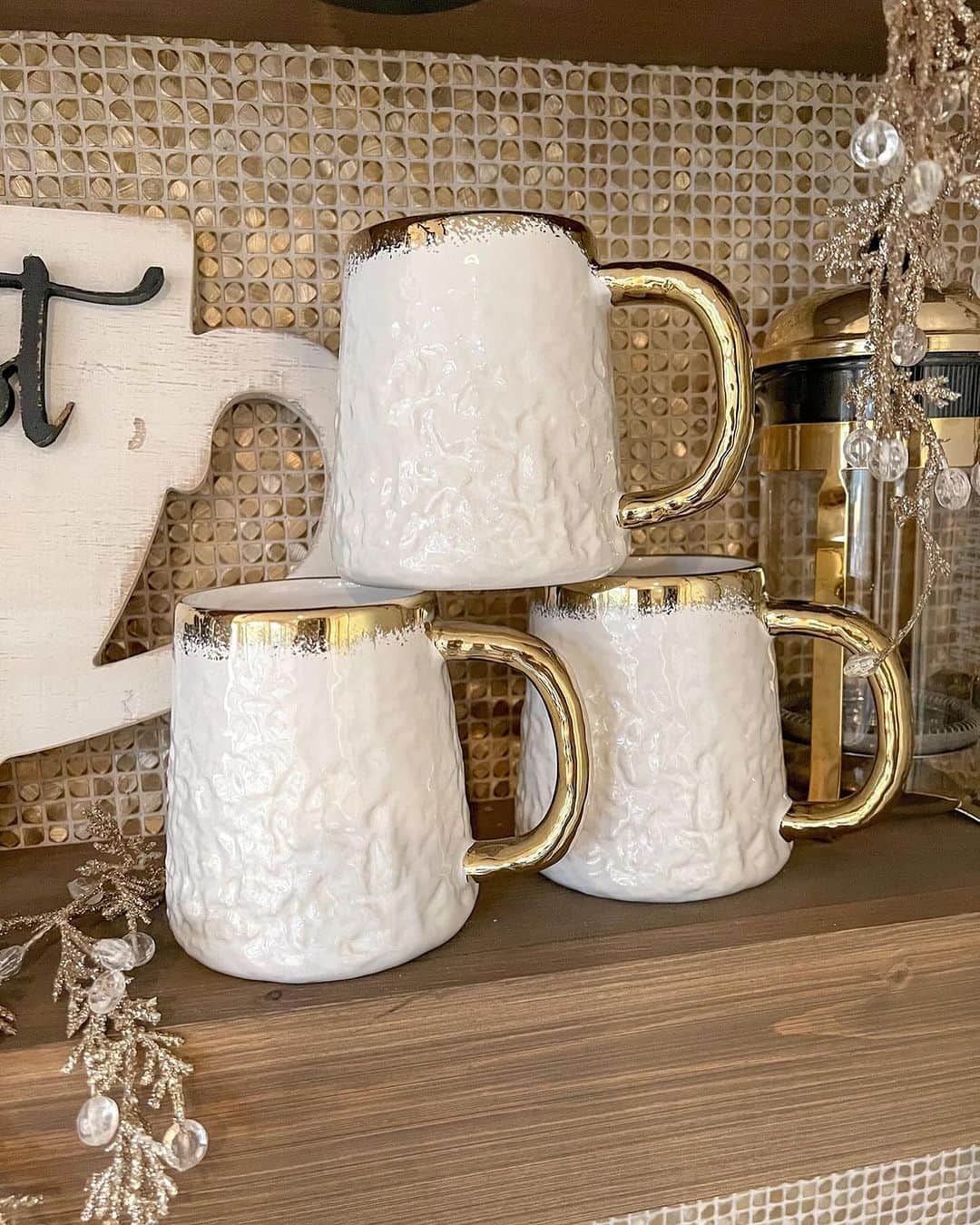 さんのインスタグラム写真 - (Instagram)「Which do you prefer? Coffee or tea?☕️ 🫖 Whichever your style, we have the essentials to make the small moments magical✨ Shop your favorite restocks today at inspiremehomedecor.com link in bio.」10月24日 9時49分 - inspire_me_home_decor