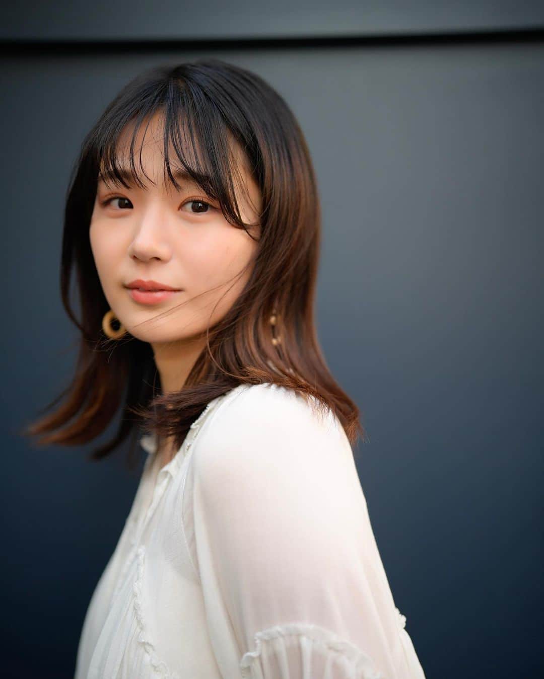 長谷川かすみのインスタグラム：「最近は涼しいねぇ😌  先日は、バースデーグッズお渡し＆サイン会にご来場くださった方々、ありがとうございました🙋‍♀️！ みんなとお話しできて楽しかったです！ 今回来れなかった方も、またどこかでお会いしましょう🐰  グッズの発送はもうしばらくお待ちくださいませ！ 11月上旬発送予定です🙇‍♀️！」